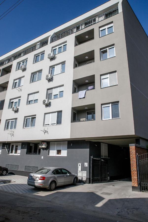 Apartman Mdb Retro Subotica Exterior photo
